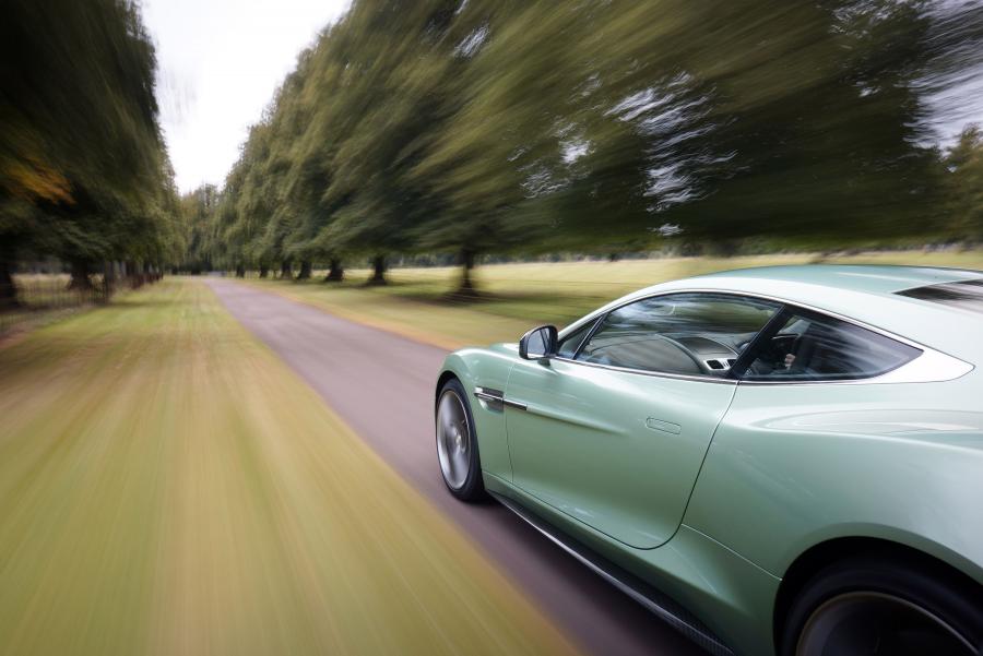 Детали экстерьера Aston Martin Vanquish 2012 года  (UK) (фото 99 из 170)